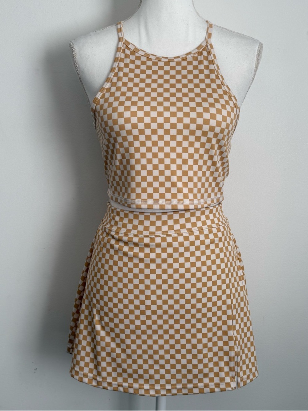 Aeropostale Checkerboard 2 Piece Tennis Skort/Tank Tan White Size Medium